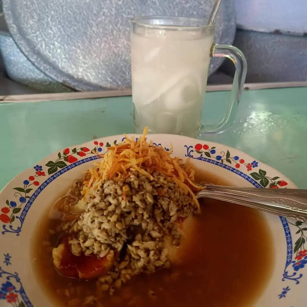 Rekomendasi kuliner unik dan kekinian di Surabaya