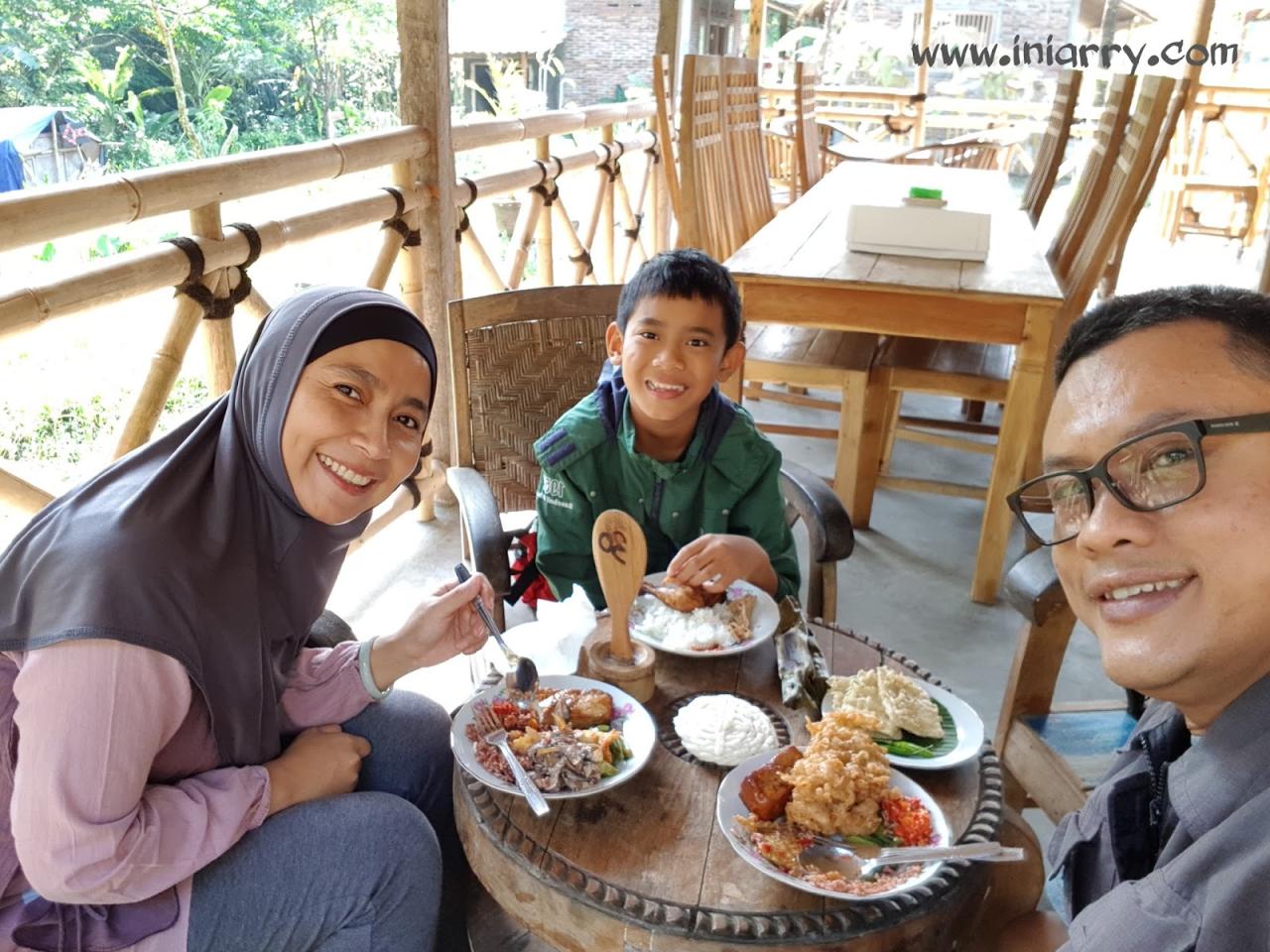 Rekomendasi tempat makan hits dan murah di Jogja untuk keluarga