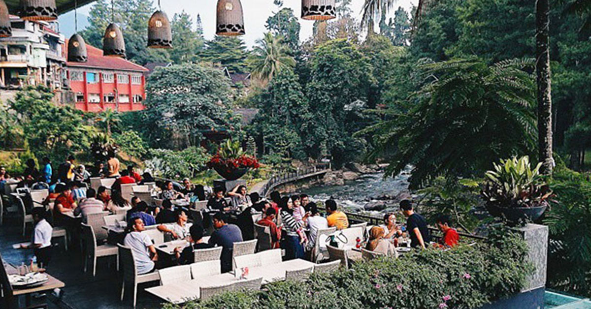 Cari restoran atau cafe dengan menu makanan unik di Bogor